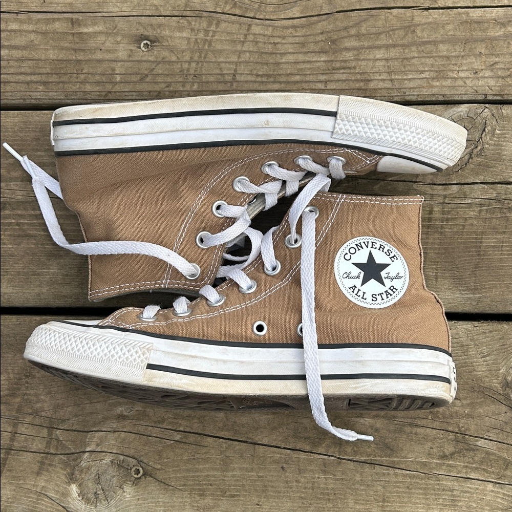 Converse Classic Brown High-Tops